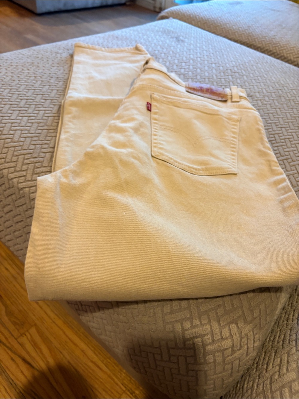Levi's womens Light Cream jeans